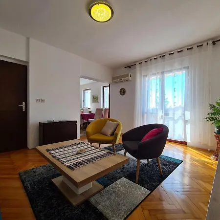 Apartament Marija 412